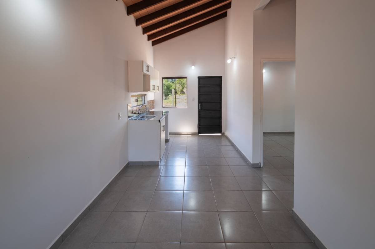 Casa en venta - Barrio Don Victorio – Luque, Cañada Garay, foto 3