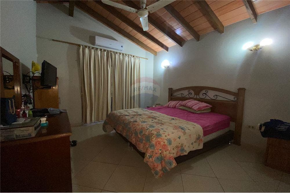 En Alquiler - Casa - Barrio Palomar - Lambaré — foto 3