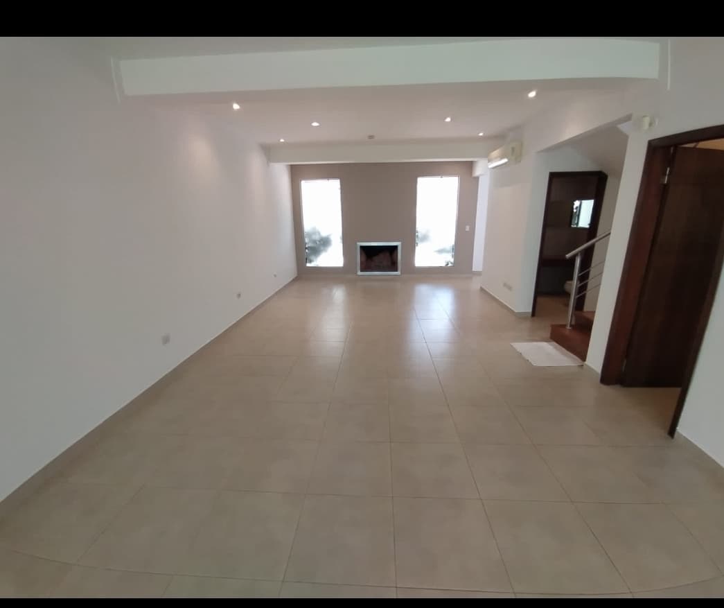 Hermoso duplex minimalista con piscina en bo.mburucuya, foto 2