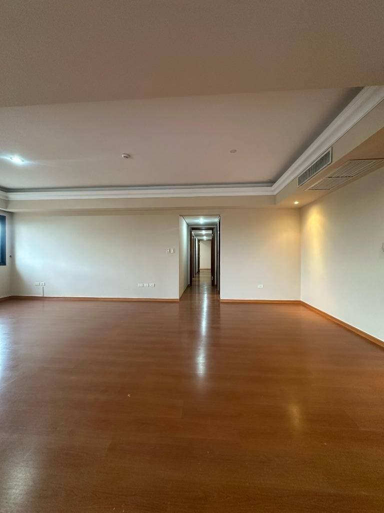 Depto de 3 Habitaciones mas área de servicio-Barrio Las Mercedes — foto 2