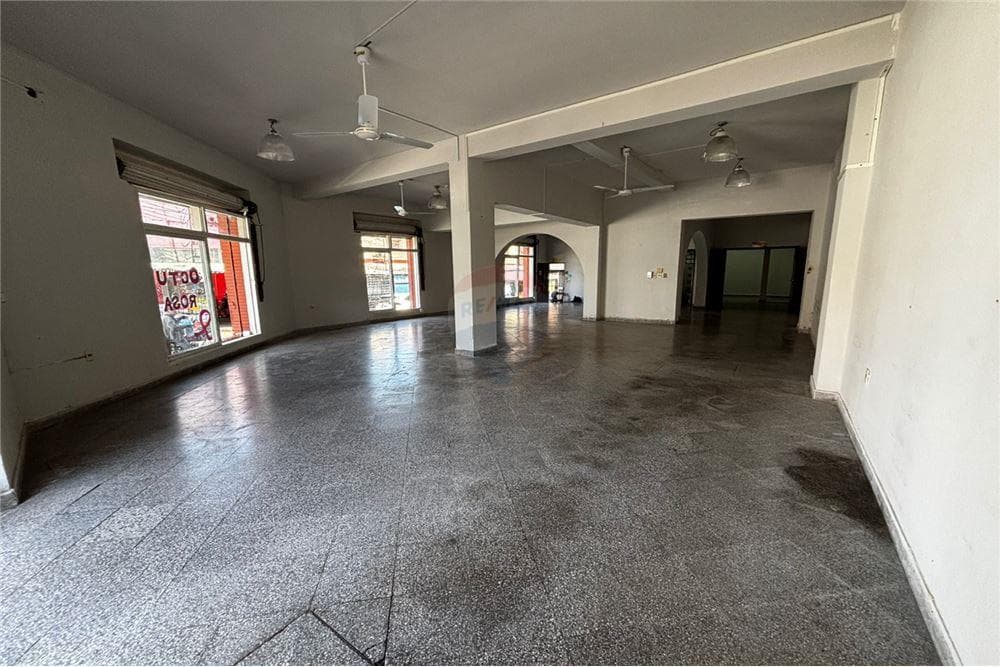 Local comercial en esquina mercado 4 — foto 4