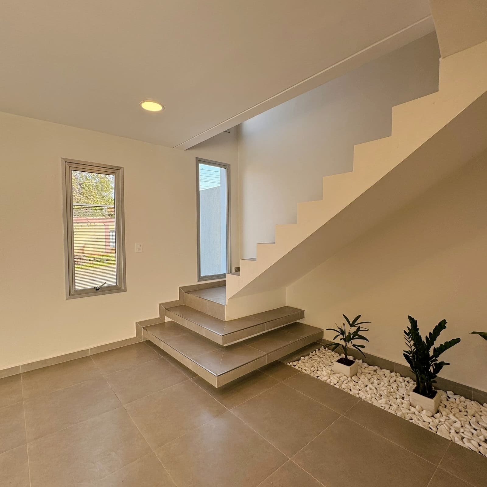En venta amplio dúplex a estrenar en Fernando de la Mora zona norte, foto 4