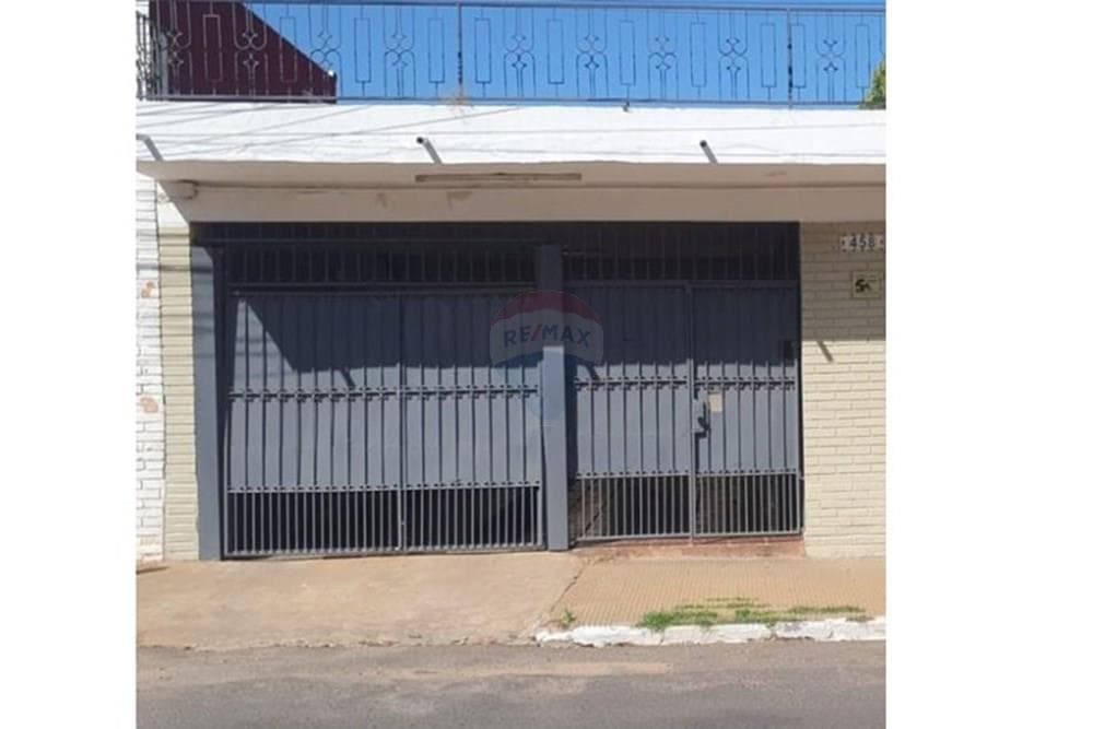 Vendo casa detras municipalidad de fdo. De la mora