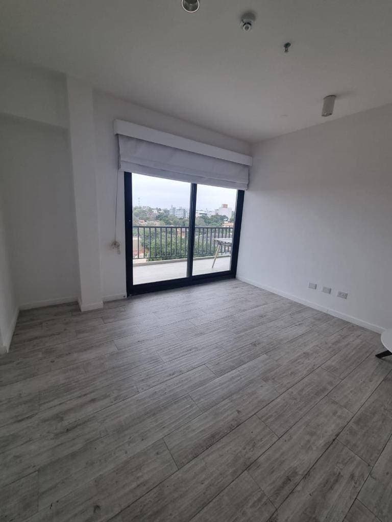 En venta 1 dormitorio con cochera en Bo Jara, foto 3