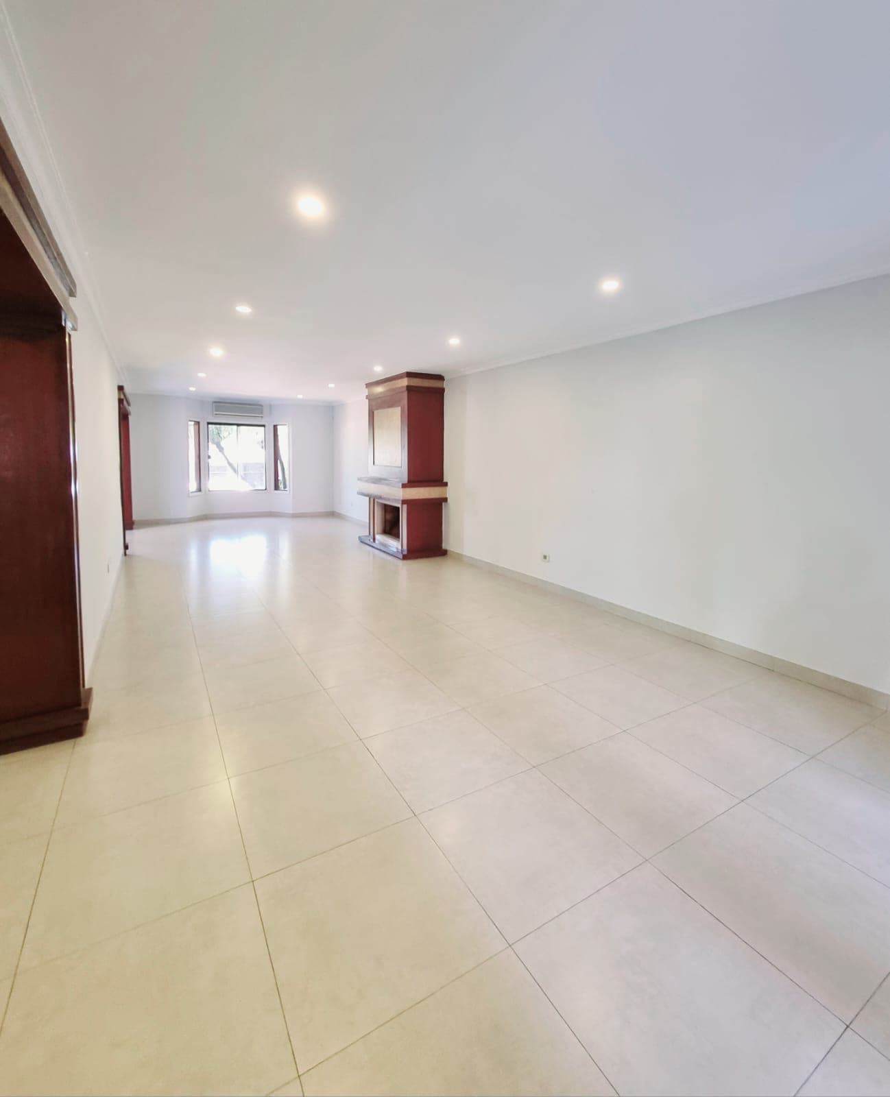 Hermosa residencia de 4 sutes en Carmelitas . Zona asa, foto 4