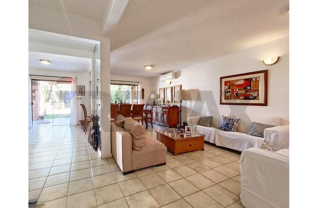 Casa de 4 habitaciones con piscina en Fernando zona Norte, foto 4