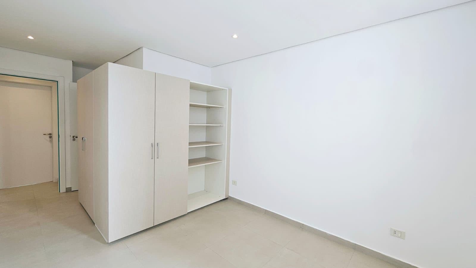 Departamento Amoblado de 2 Dormitorios en Suite + Cochera Punto Molas — foto 3