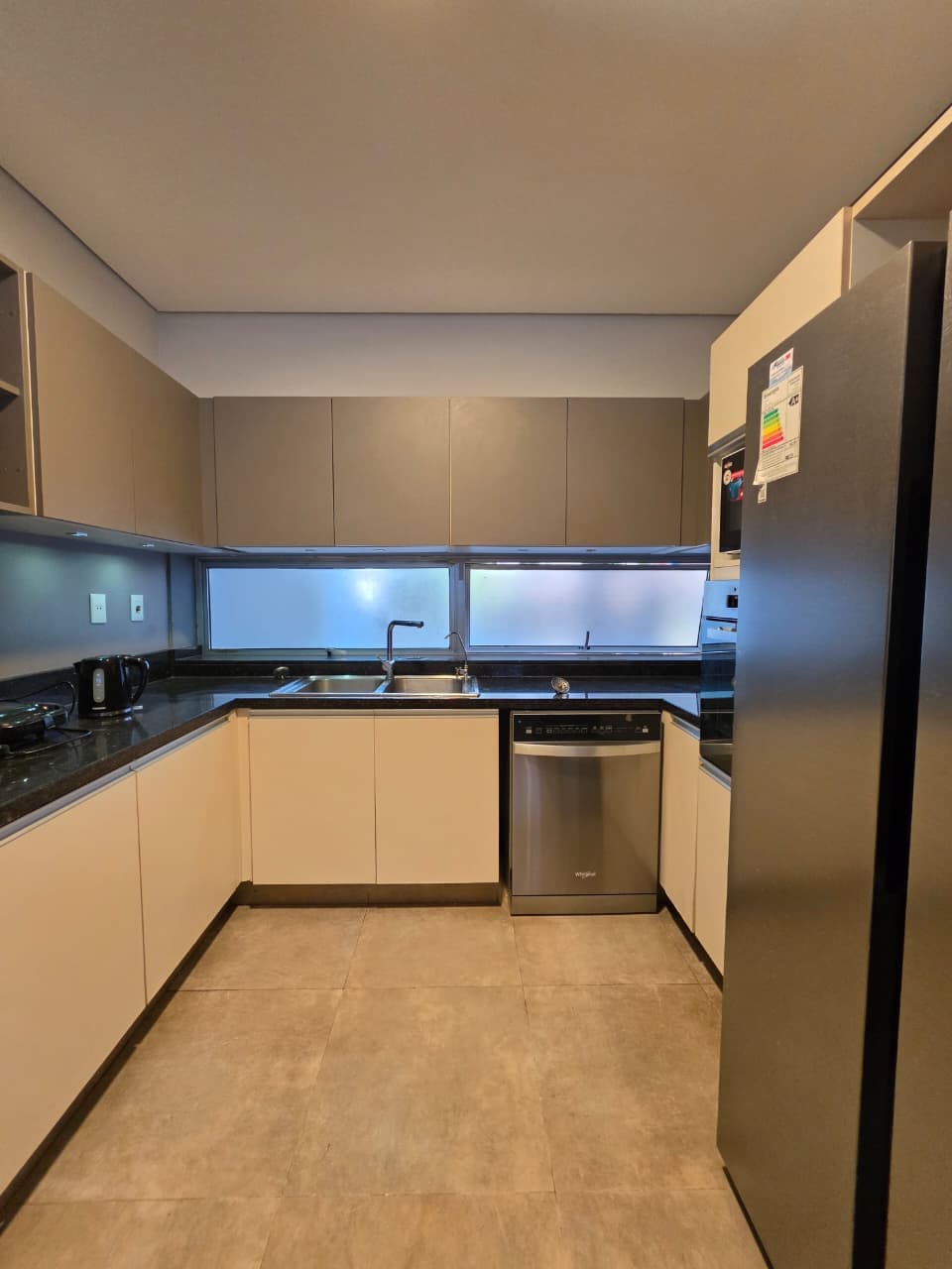Triplex en Alquiler con domotica, Barrio Mburucuya, foto 4