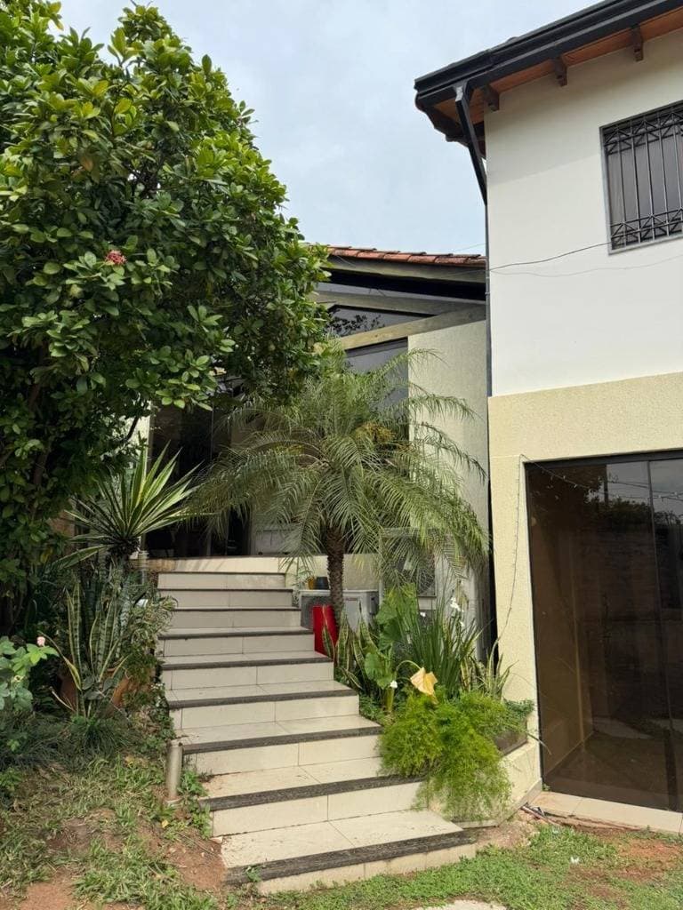 Amplia residencia en venta en lambare — foto 5