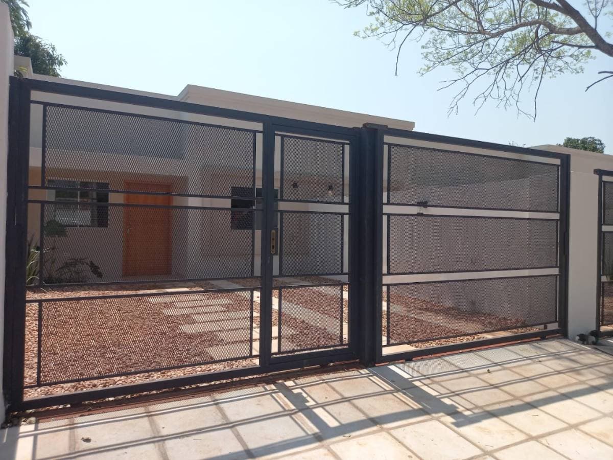 Casa en Capiata zona Ruta 2 a una cuadra de IPS, foto 1