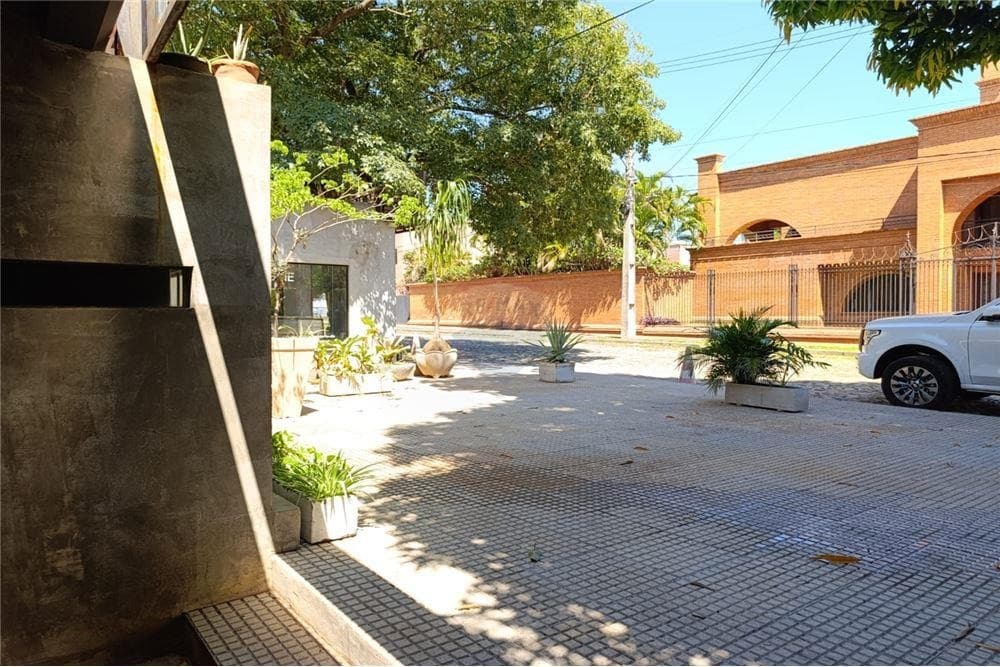 Local Comercial - Alquiler - Paraguay Asunción Los Laureles, foto 5