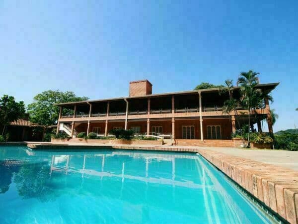 En venta casa sobre futura costanera ita enramada, asuncion