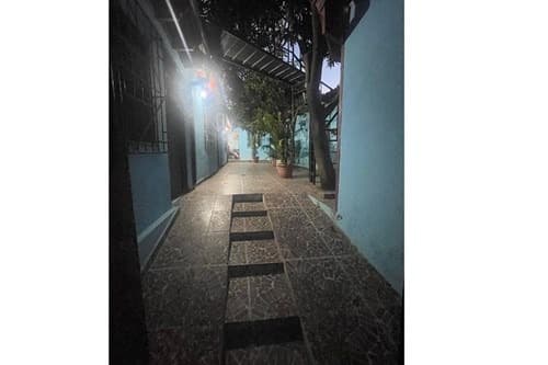 Vendo casa en Fernando de la Mora - zona sur