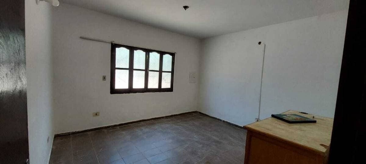 Casa a refaccionar en san antonio – ideal para inversión — foto 3