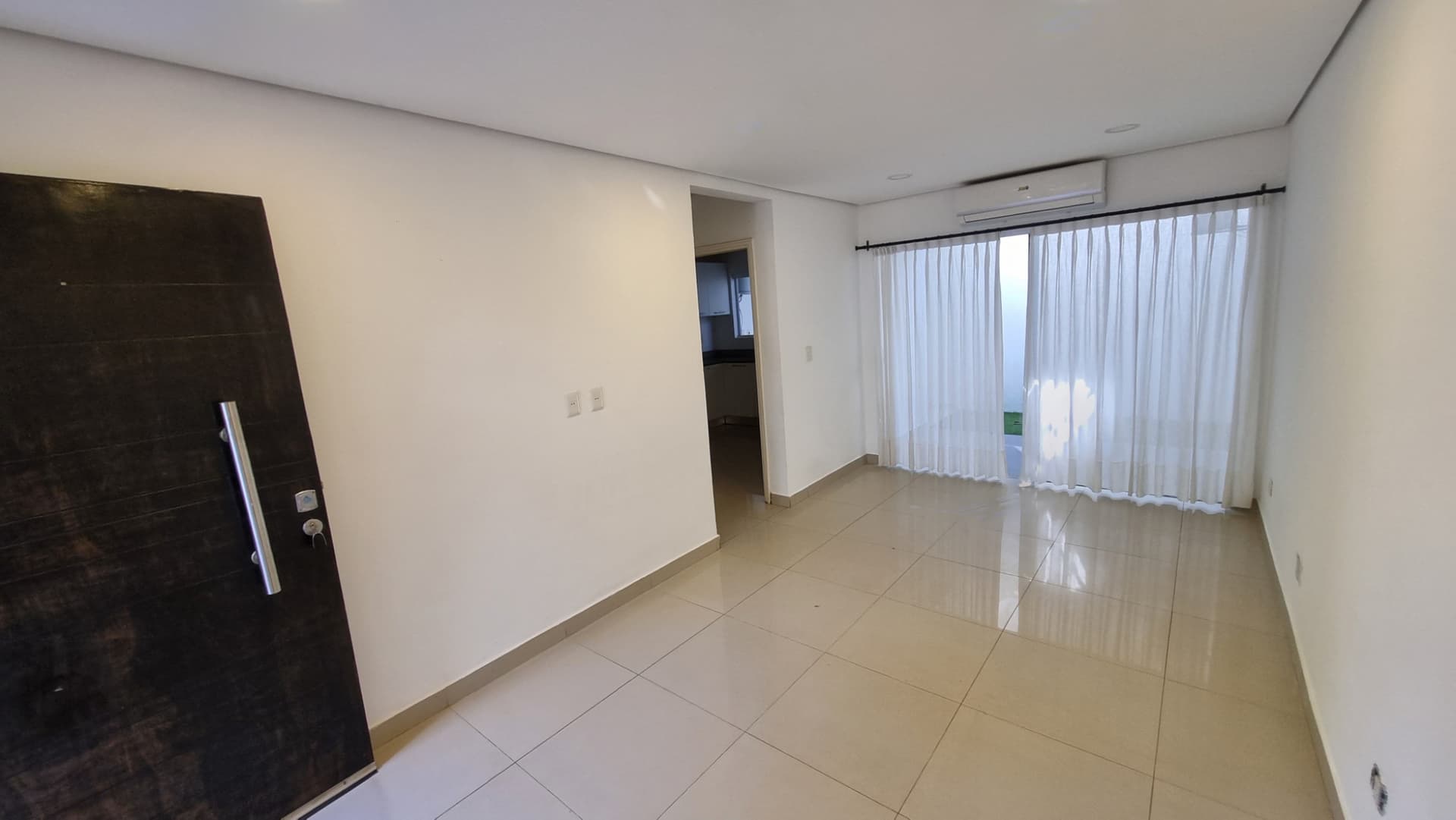 Duplex en Alquiler Fernando de la Mora, foto 4
