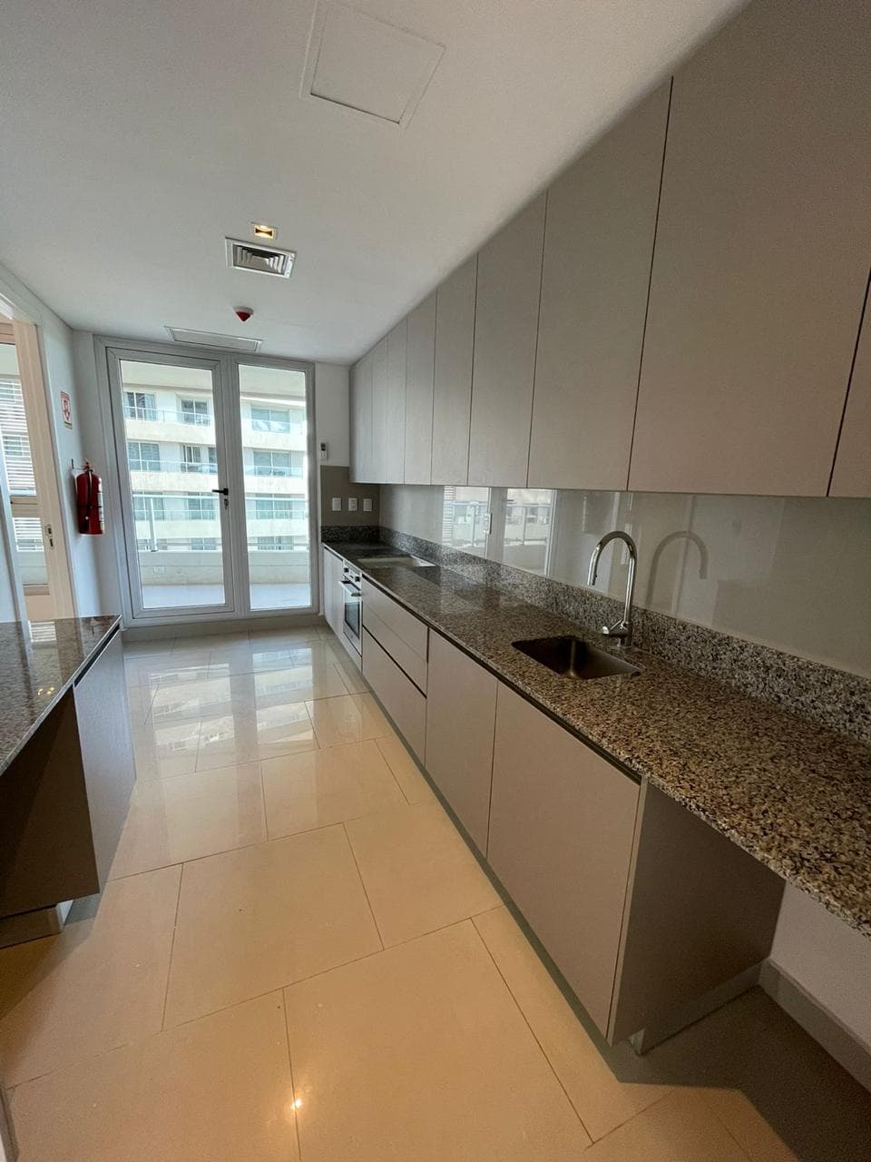 Hermoso y Amplio Dpto de 2 Habit en Suite en Los Patos — foto 4