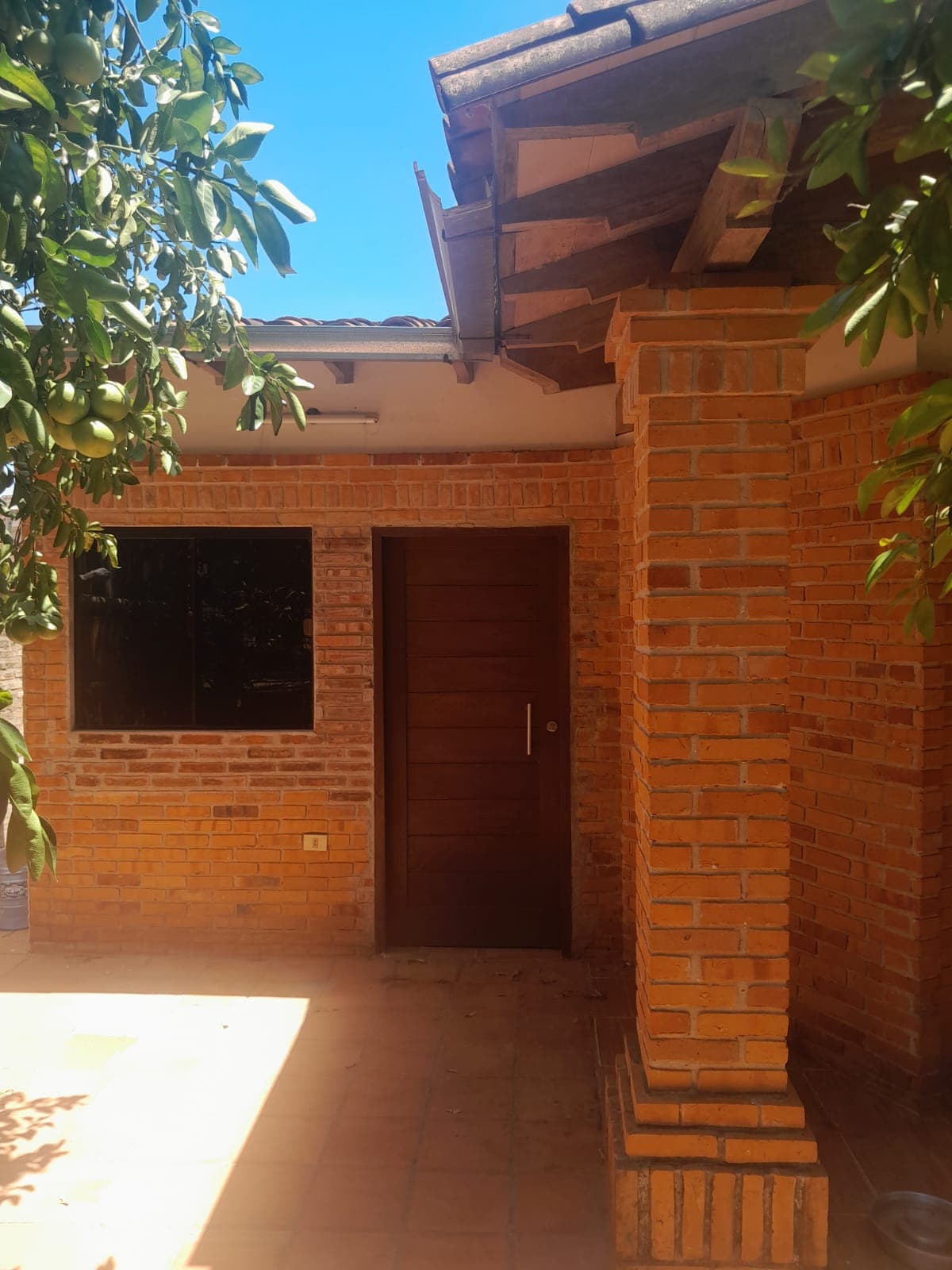 Casa en Luque 4to barrio, foto 3