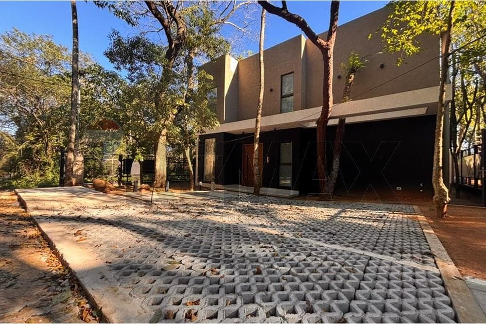 Hermosa casa San Bernardino c/ piscina, foto 1