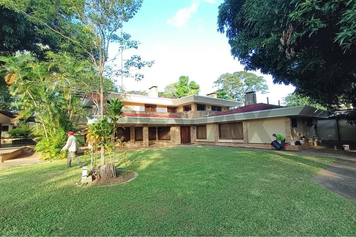 Exclusiva residencia premium en Esquina Barrio Felicidad, Lambaré, foto 2