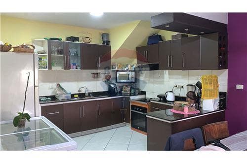 Casa-Venta-PY Asunción Trinidad Sacramento COD.138, foto 4