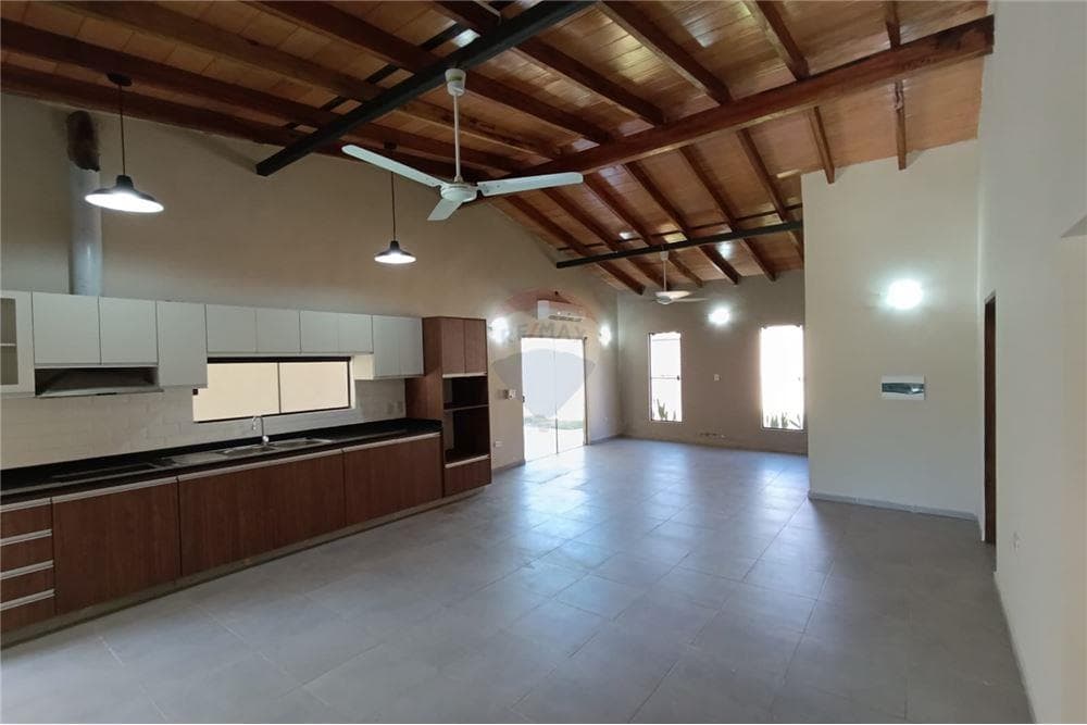 Casa a estrenar- Venta - Paraguay Central Capiatá