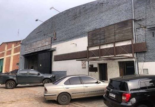 Propiedad de 3.042 m² en Barrio Las Mercedes, foto 2