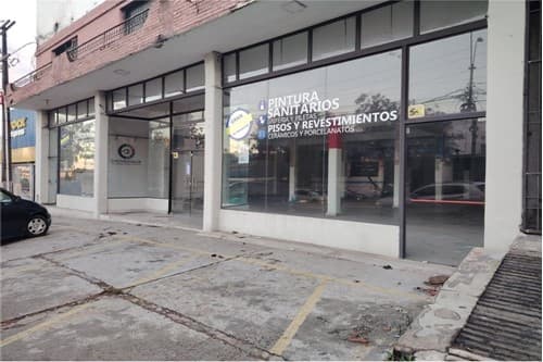 Alquilo local comercial con deposito
