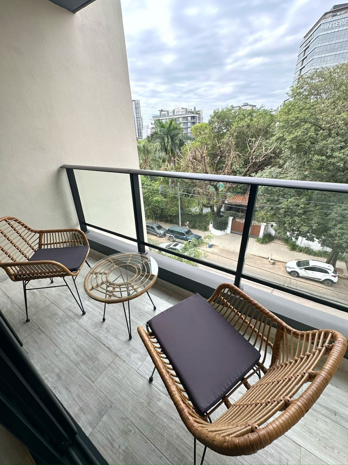 Mono ambiente en Las Lomas-asuncion( edif zentrum), foto 1