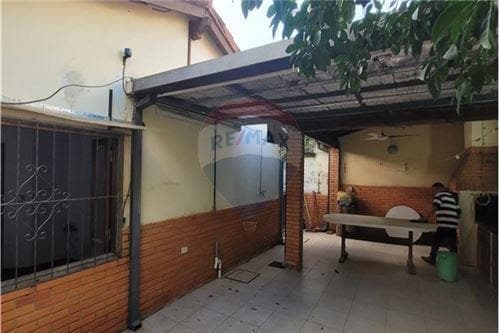 Casa en barrio Herrera, foto 3