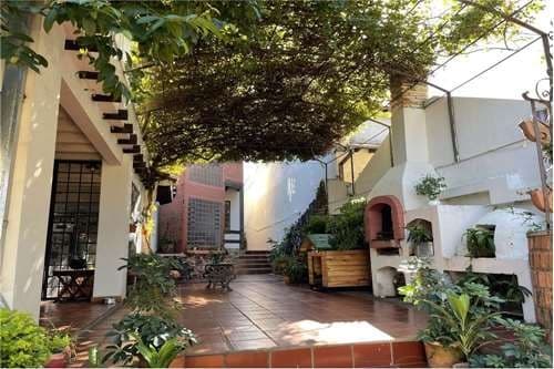 Casa-Venta-Juan del Castillo, Vista Alegre, Asunción, foto 2