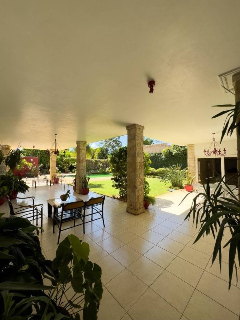 Amplia residencia en zona uca - santa librada (Asunción) — foto 4