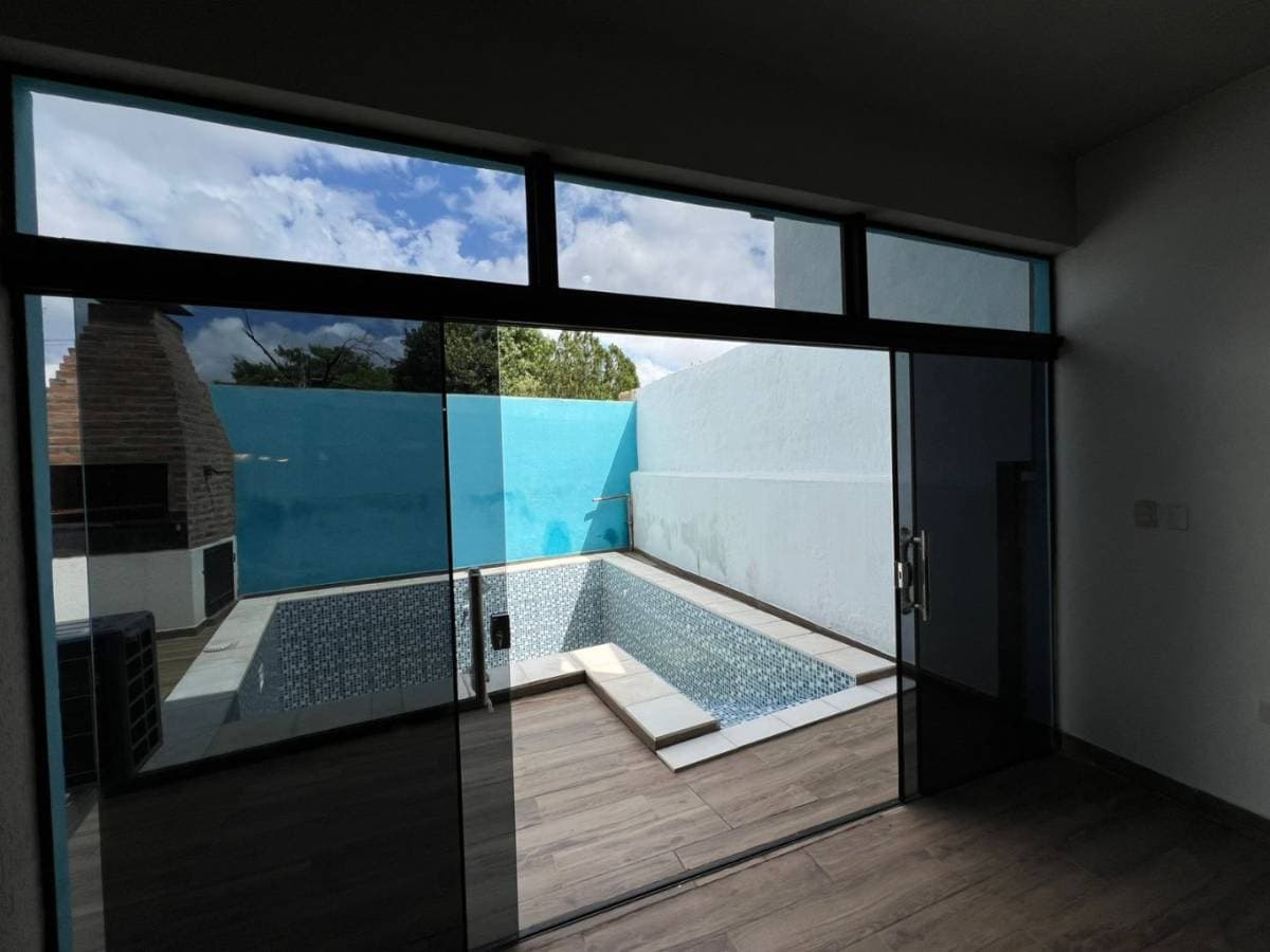 En venta – dúplex con piscina a estrenar – Fernando de la Mora zona norte, foto 5