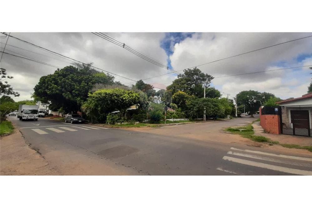 Vendo terreno en villa aurelia en esquina