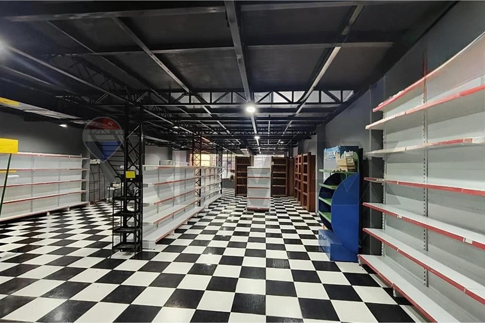 Local Comercial - Alquiler - San Lorenzo, Paraguay, foto 3