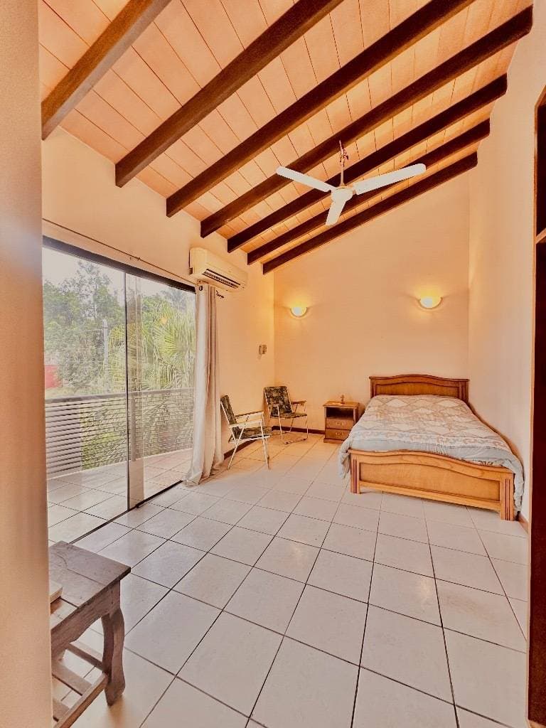 En venta duplex en Fernando de la Mora, foto 4