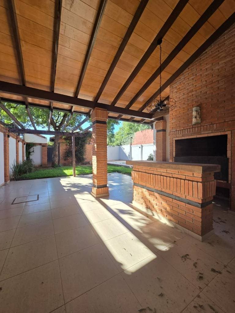 Residencia en venta barrio mcal. Estigarribia, zona casa rica los laureles, foto 4