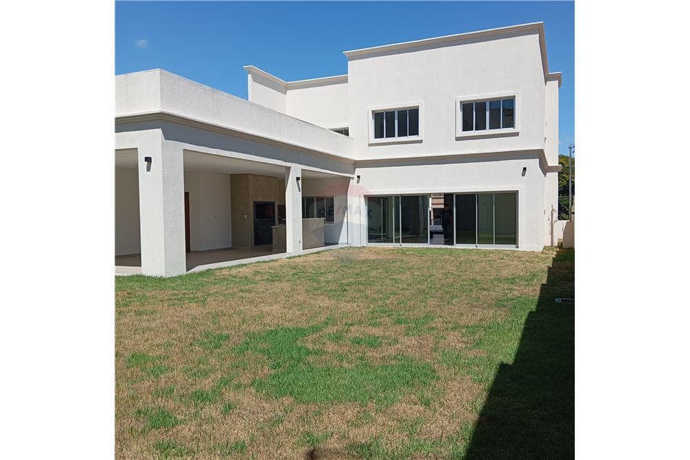 Residencia - Venta - Lambaré, foto 1