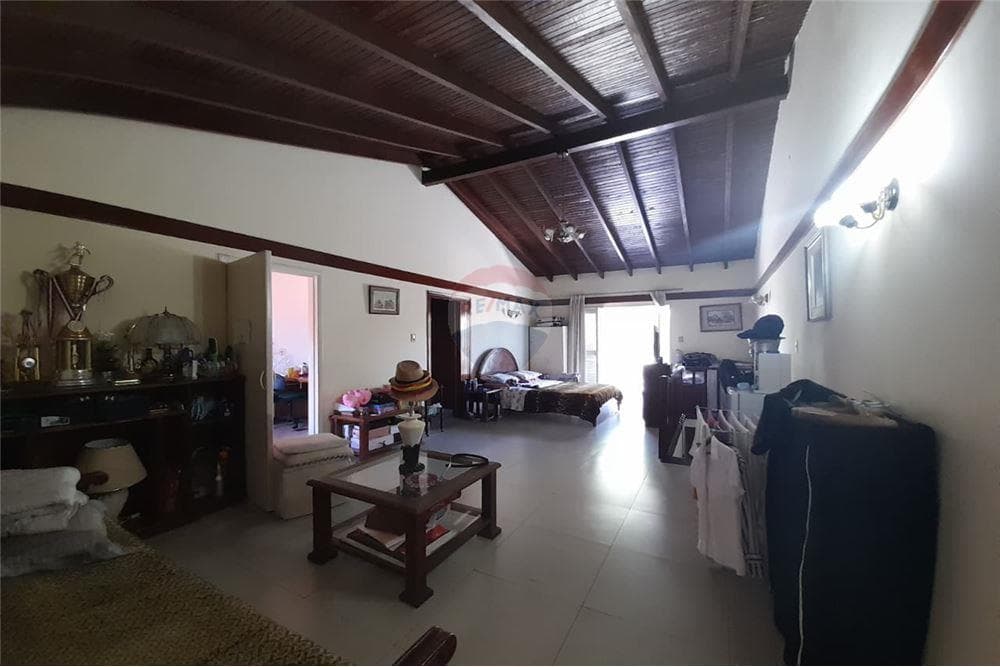 Casa con Piscina Bo. Bernardino Caballero Asunción, foto 3