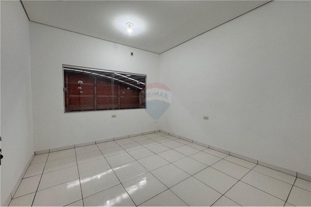Deposito A Estrenar En San Lorenzo — foto 3