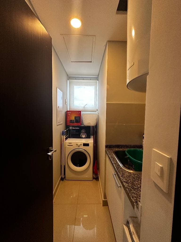 Departamento amoblado en edificio miami Villa Morra, foto 3