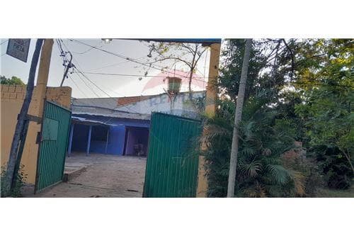 Amplia propiedad de 12 habitaciones c/baños para Renta, Isla Bogado, Luque, foto 1