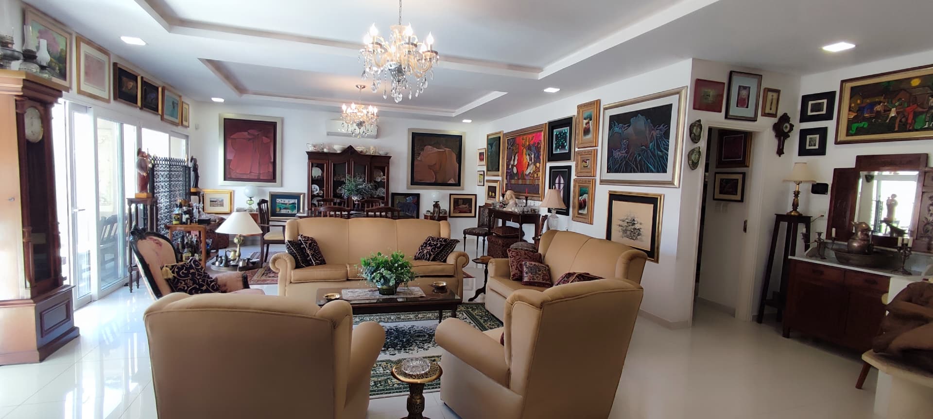 ¡En venta! Amplia residencia en Lambaré – Zona Colegio SEK, Barrio Felicidad, foto 4