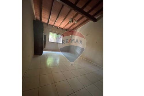 Casa semi nueva en Asunción Barrio San Pablo, foto 4