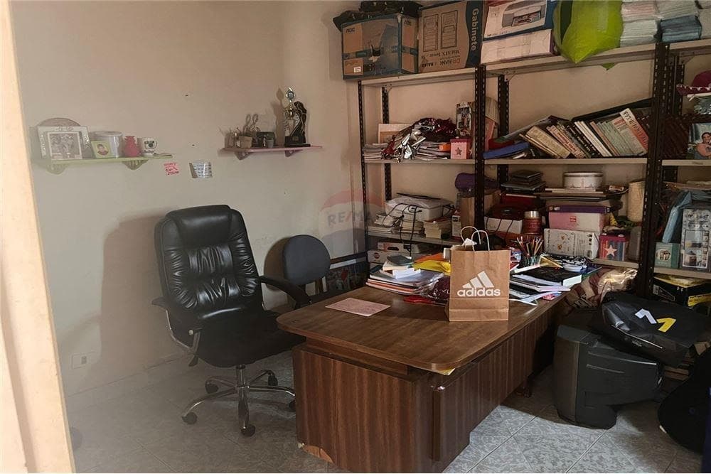 Casa a refaccionar en barrio hipodromo — foto 4