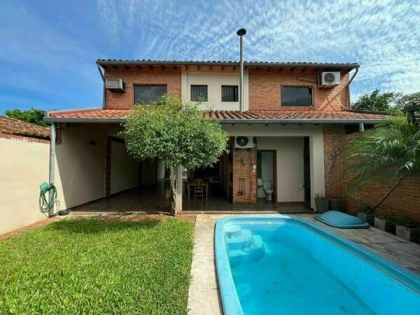 Hermosa casa en Lambaré a 3 cuadras del supermercado pueblo — foto 4