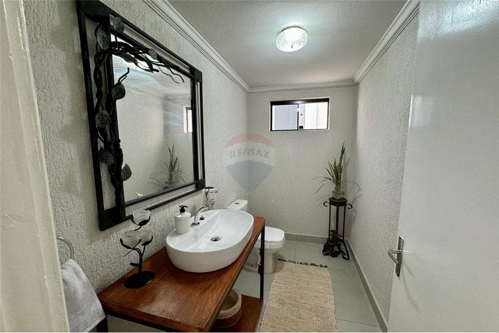 casa en barrio Mburucuya — foto 4