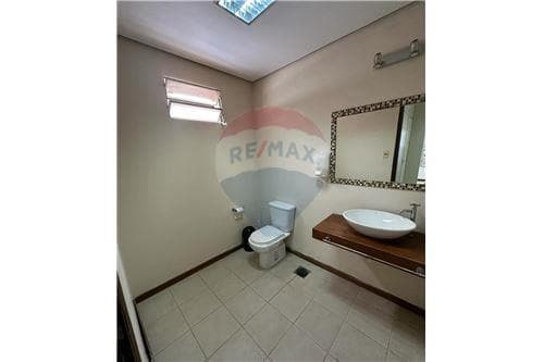 Casa-Venta-PY Asunción Las Lomas (Carmelitas), foto 3