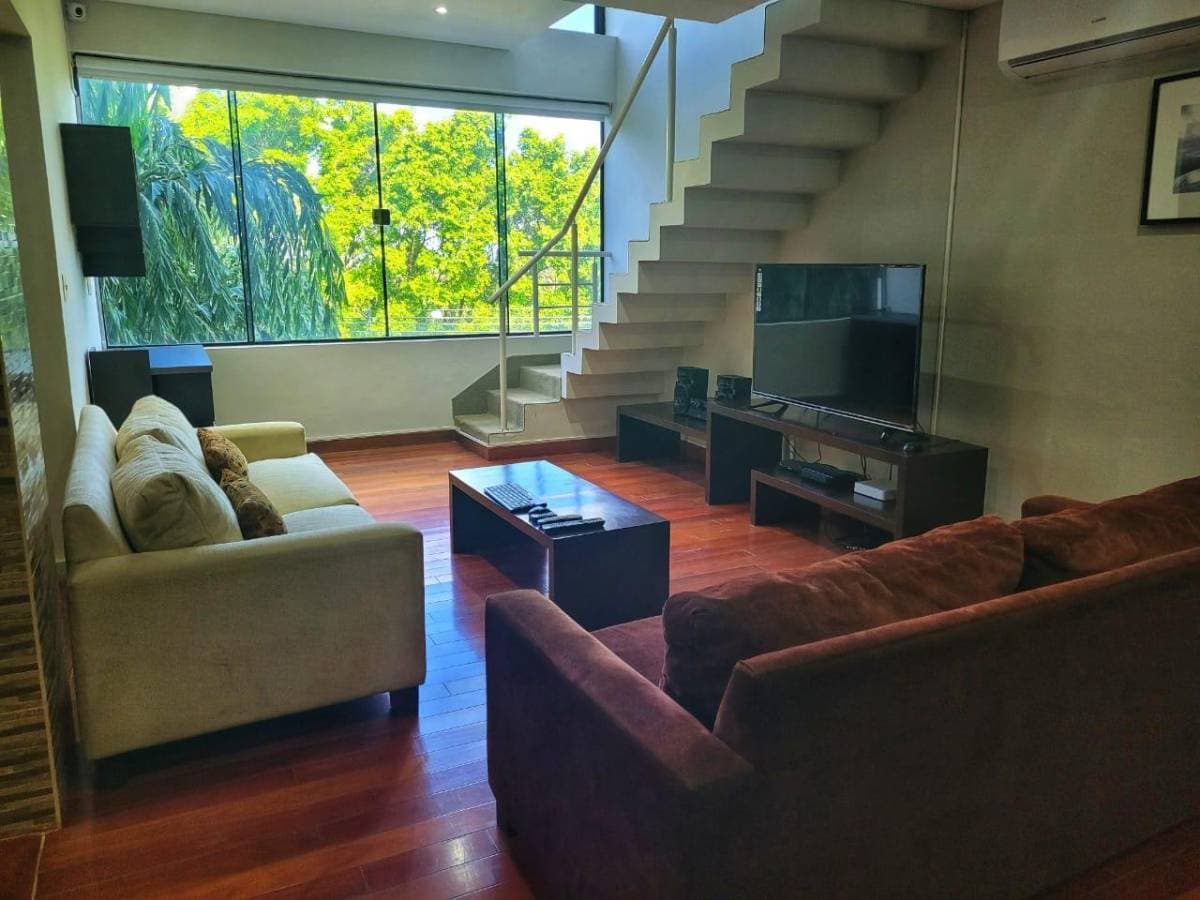 En venta departamento tipo duplex - zona Yacht, foto 3