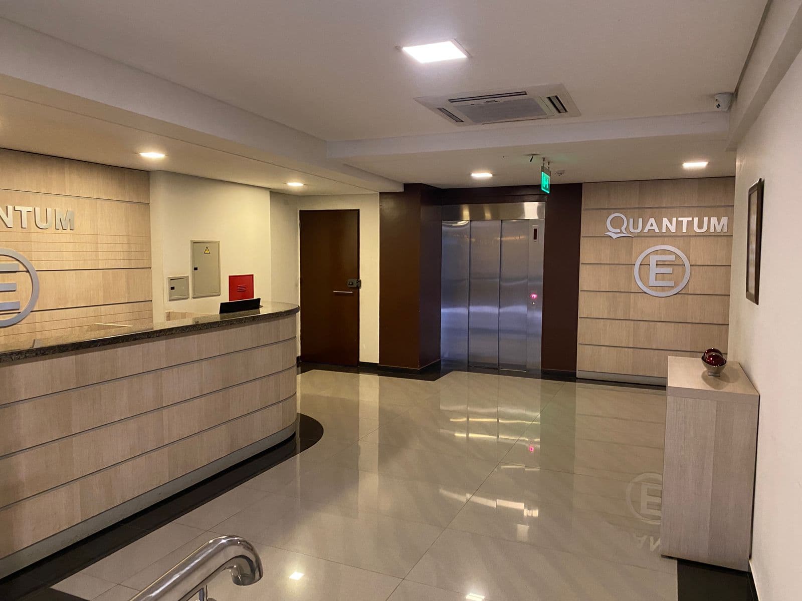 Salon comercial en Ciudad del Este km 4 — foto 5