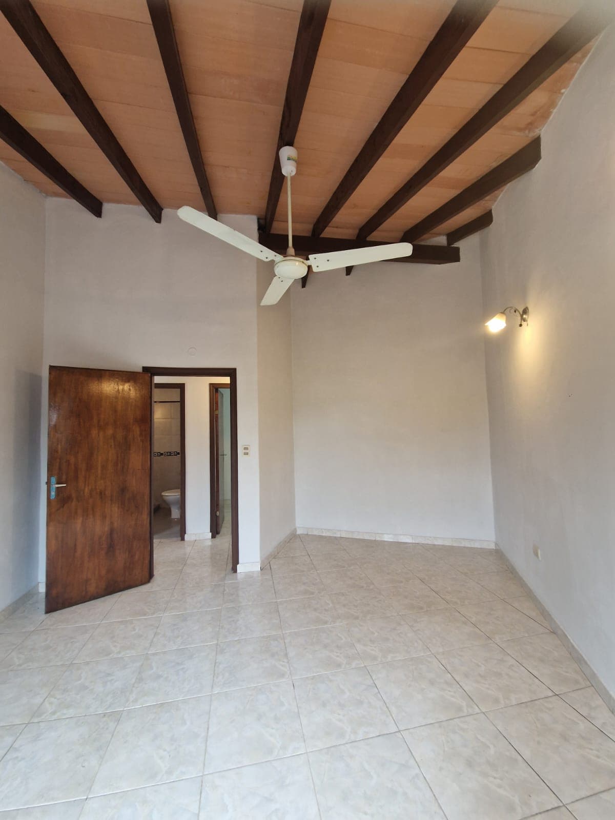 Departamento con jardin en alquiler, foto 4